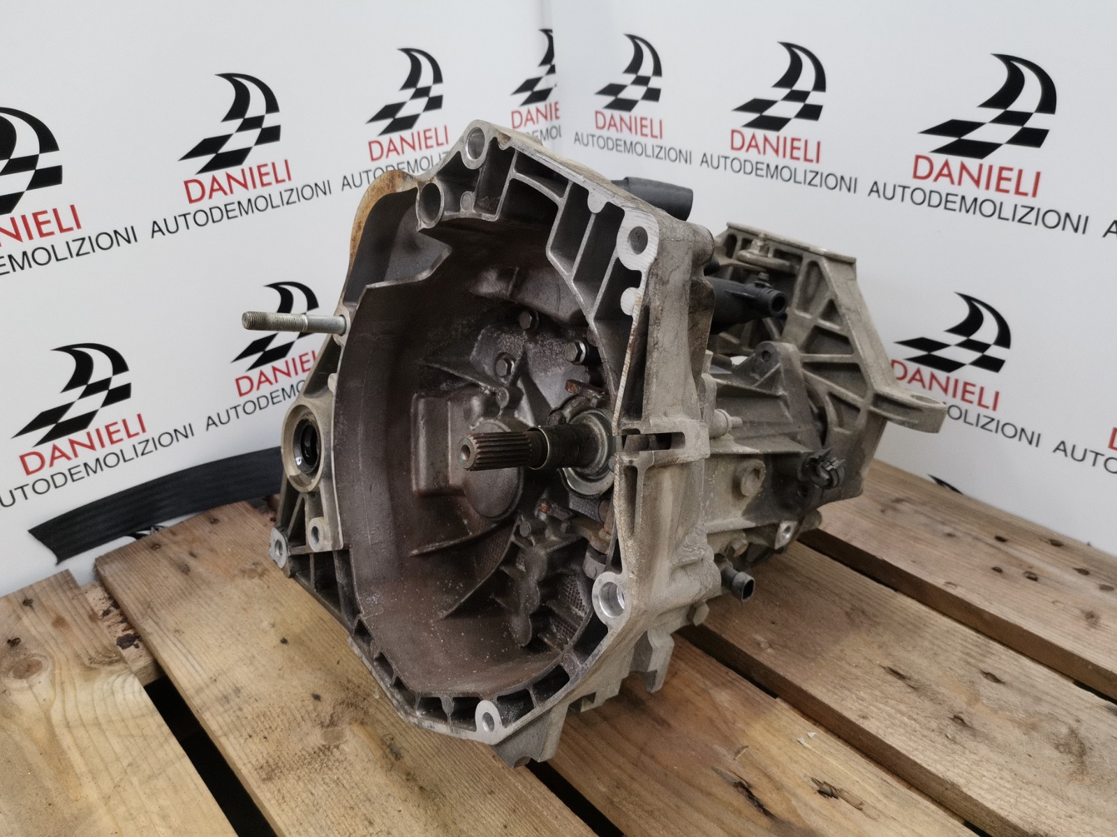 CAMBIO MANUALE 5 MARCE FIAT PUNTO EVO 1.3 MTJ 75CV Ricambi Usati CAMBIO MANUALE 5 MARCE FIAT PUNTO EVO 1.3 MTJ 75CV Ricambi Usati