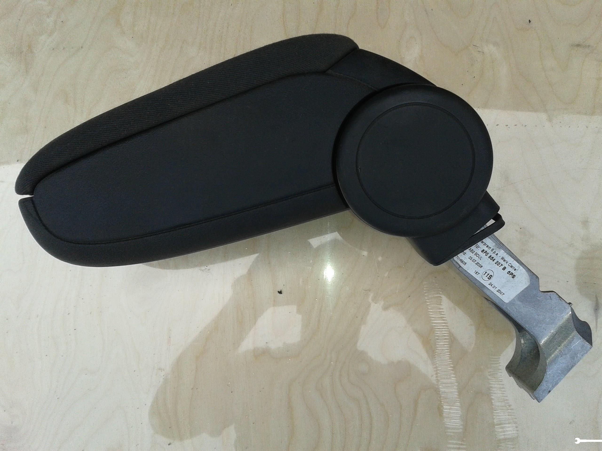 BRACCIOLO POGGIABRACCIO AUDI A3 8P 05-08 | Ricambi Usati