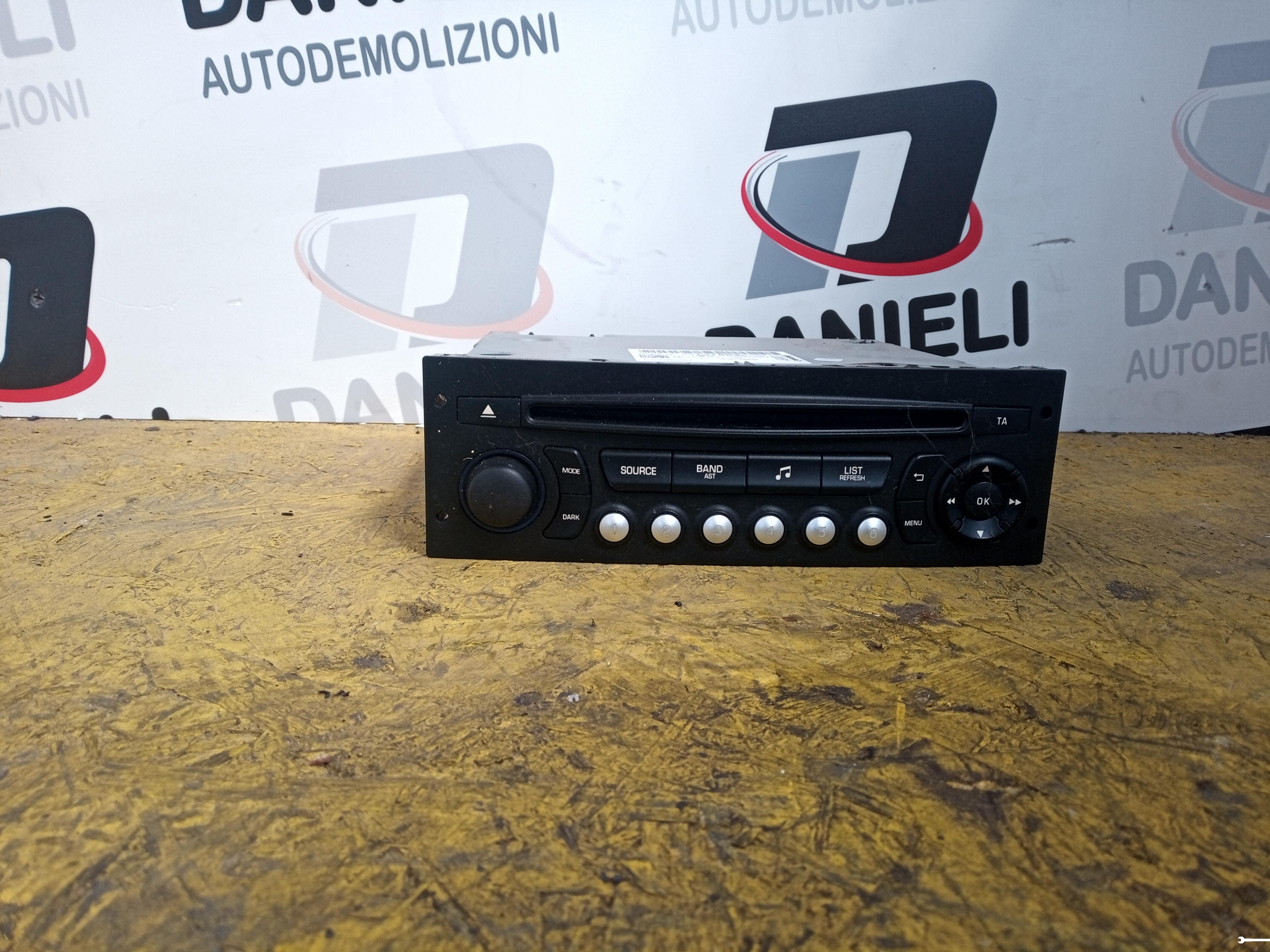 Autoradio pour CITROEN C3 Picasso 9666152377