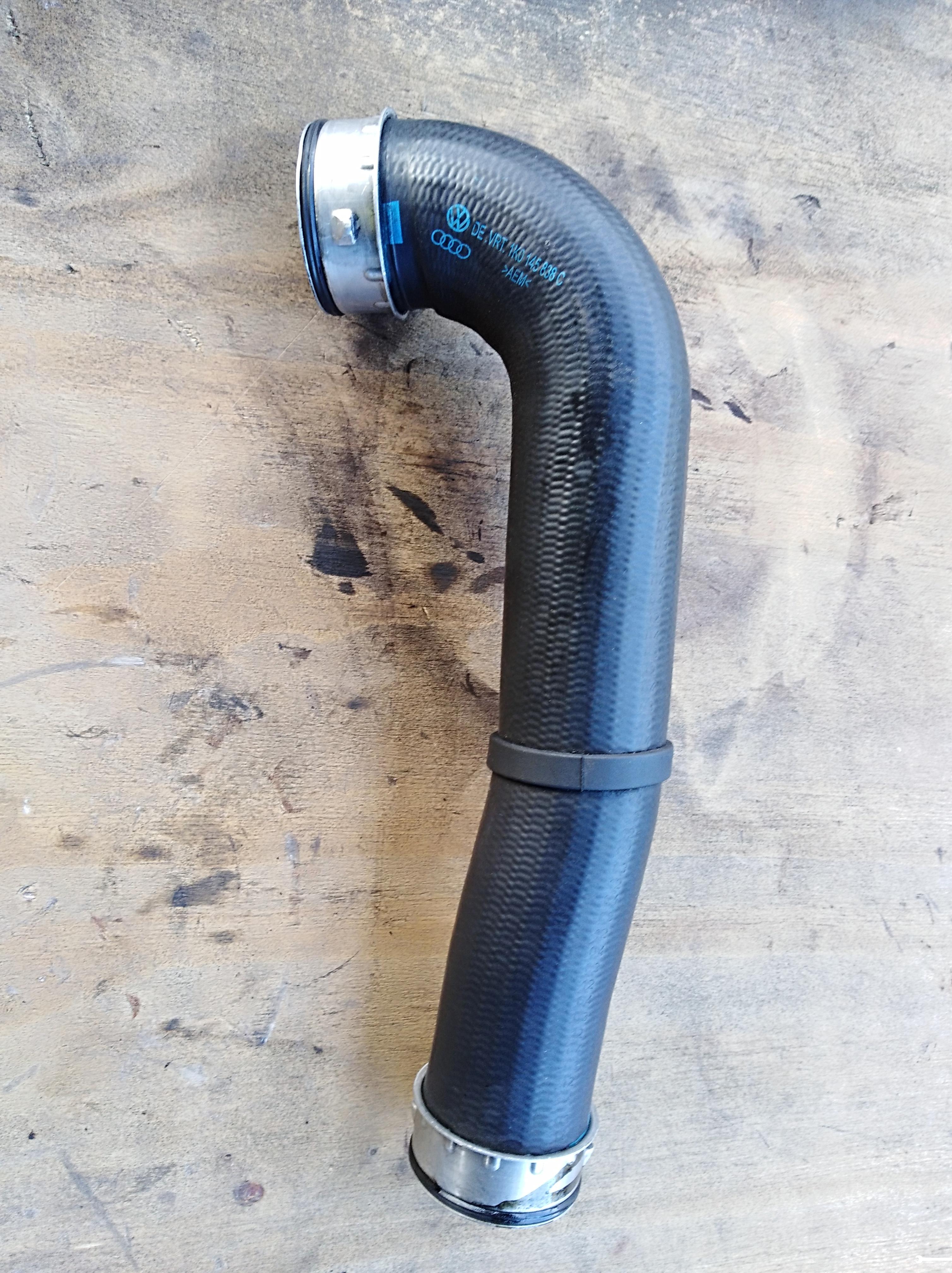 Manicotto Superiore SX Collettore Turbo Per Alfa Romeo Giulietta 1.6 JTDM - Unigom S2483 - Foto 14