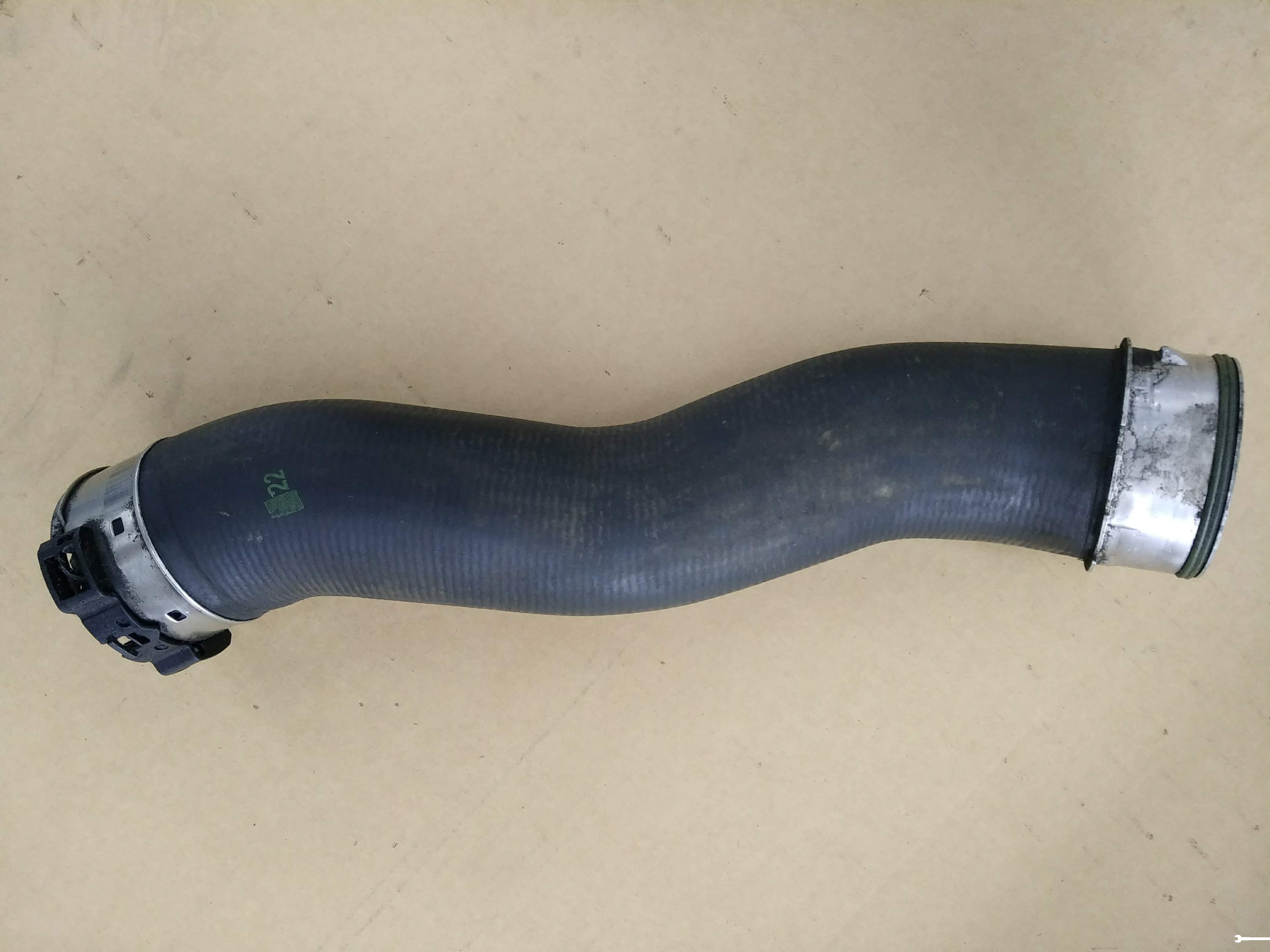 TUBO INTERCOOLER USCITA SCAMBIATORE BMW SERIE 3 E90 E91 320D 318D