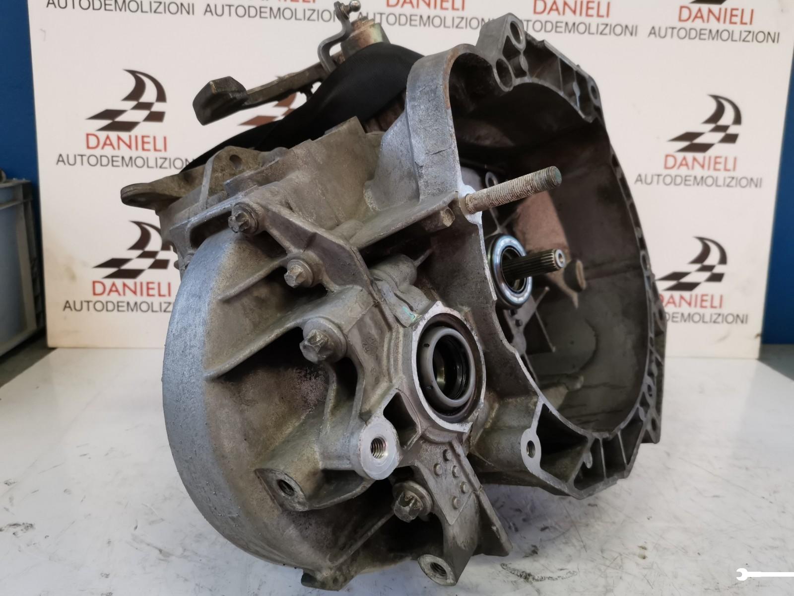 CAMBIO FIAT GRANDE PUNTO 1.3 MJT 6 MARCE Ricambi Usati